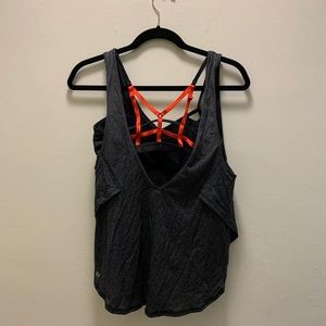 Lululemon bra top (size 4 or 6?)